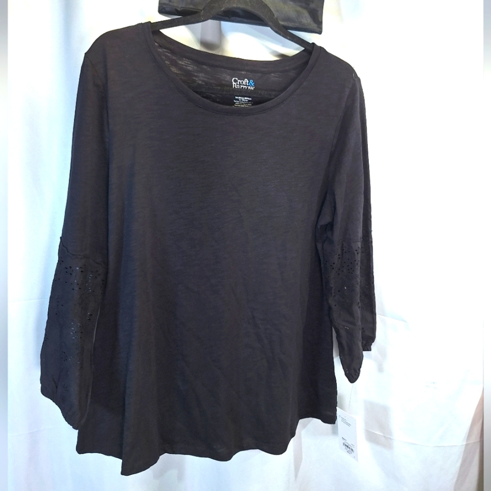 Croft & Barrow Black 3/4 Sleeve Boxy Blouse